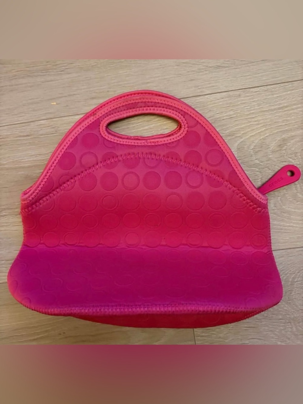 Crocs Lunch Bag Pink - Picture 2 of 3